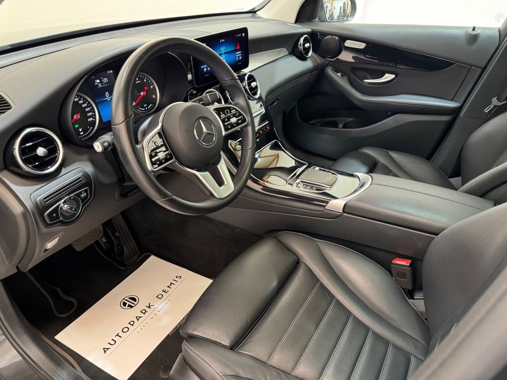 Mercedes-Benz GLC 300 2021