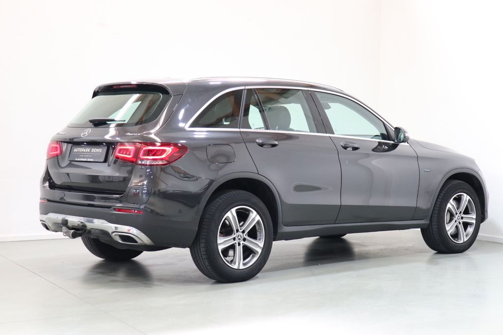 Mercedes-Benz GLC 300 2021