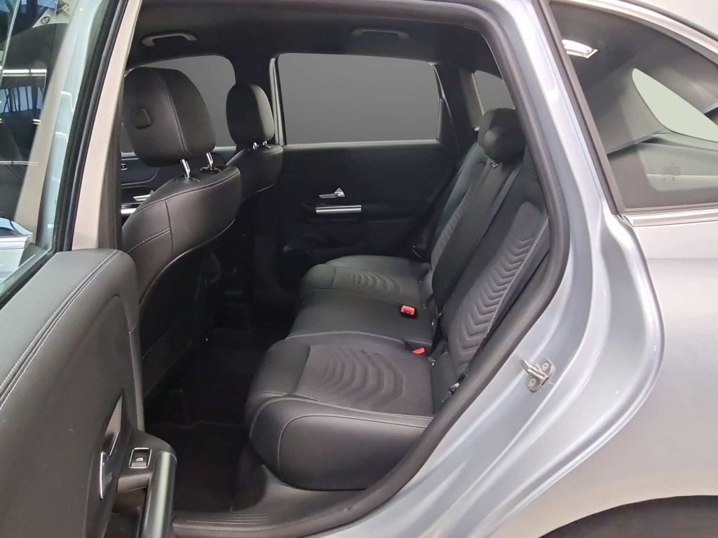 Mercedes-Benz B 180 2024