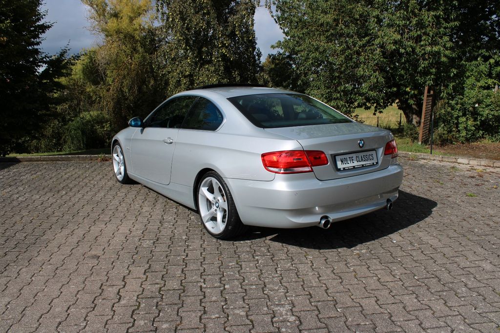 BMW 335 2007