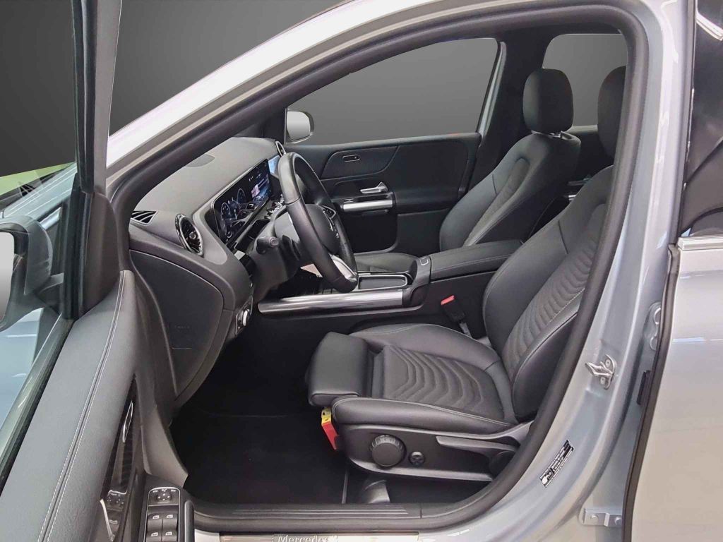 Mercedes-Benz B 180 2024