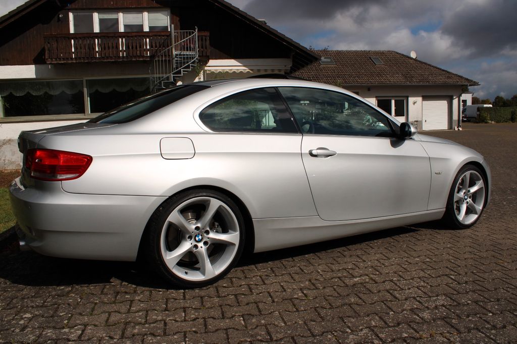 BMW 335 2007