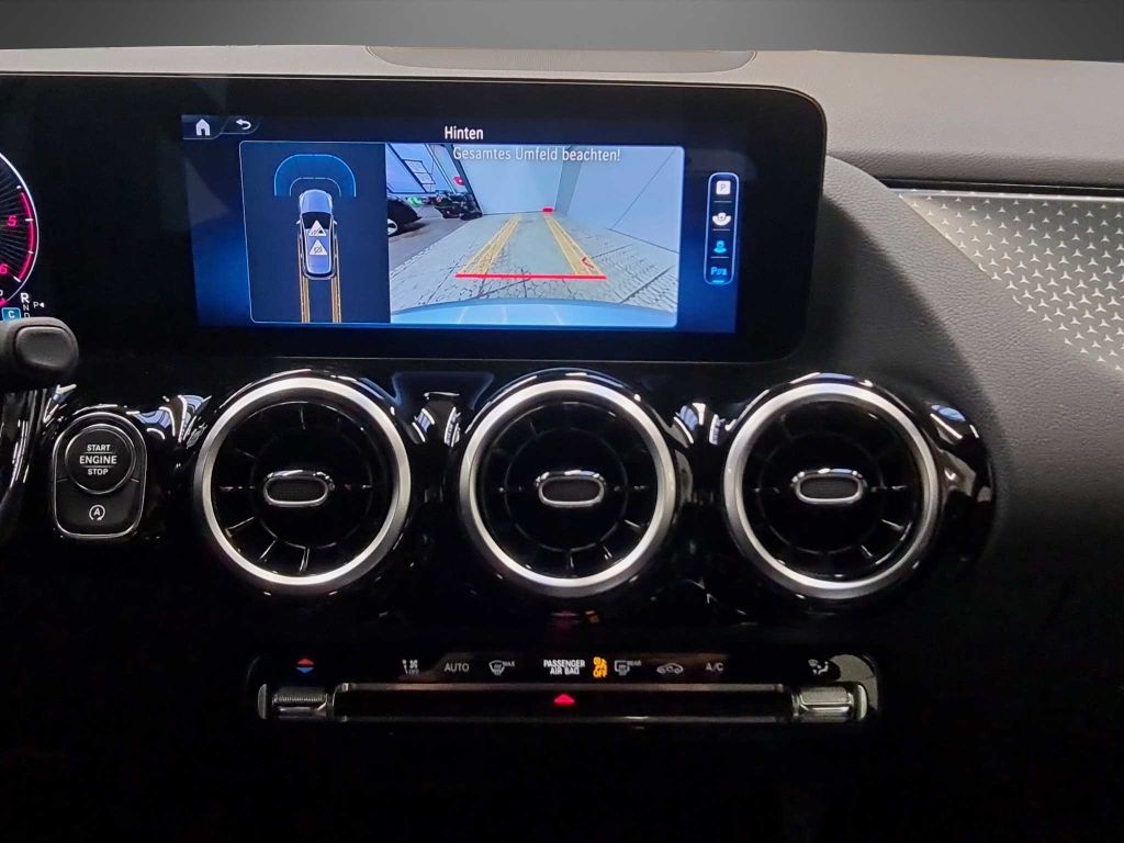 Mercedes-Benz B 180 2024