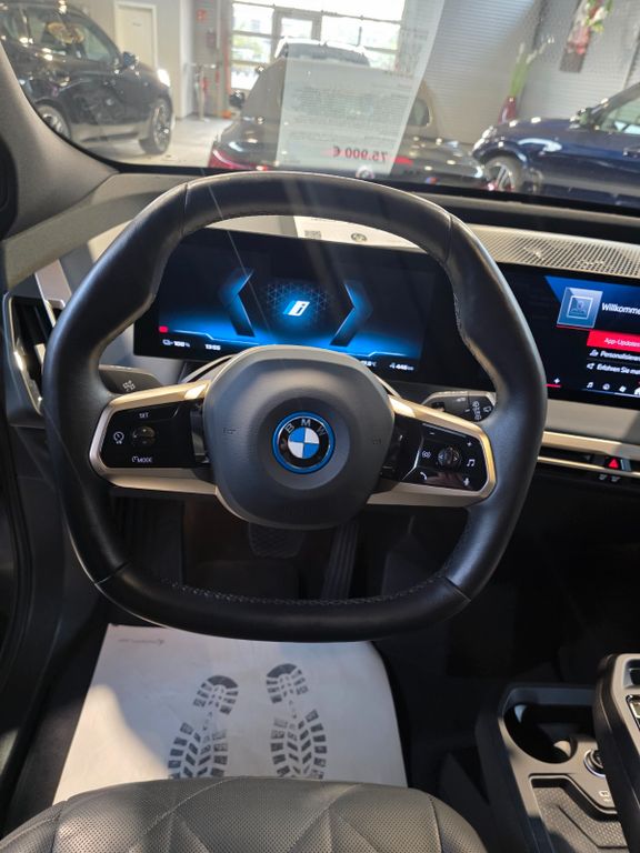BMW iX 2024