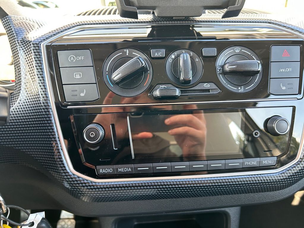 Volkswagen up! 2022