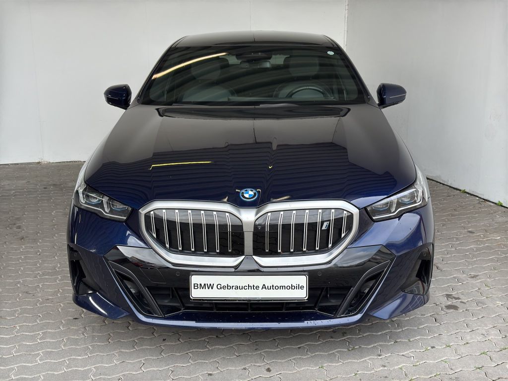 BMW i5 2023