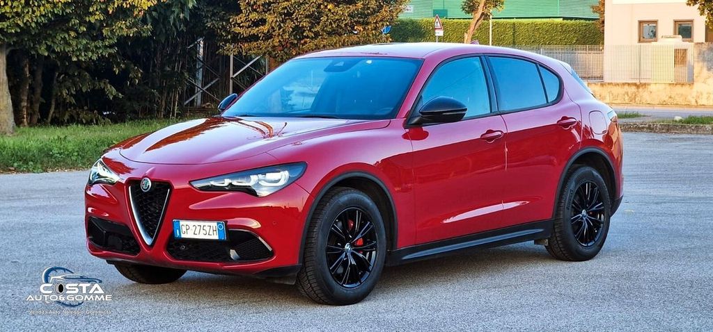 Alfa Romeo Stelvio 2023