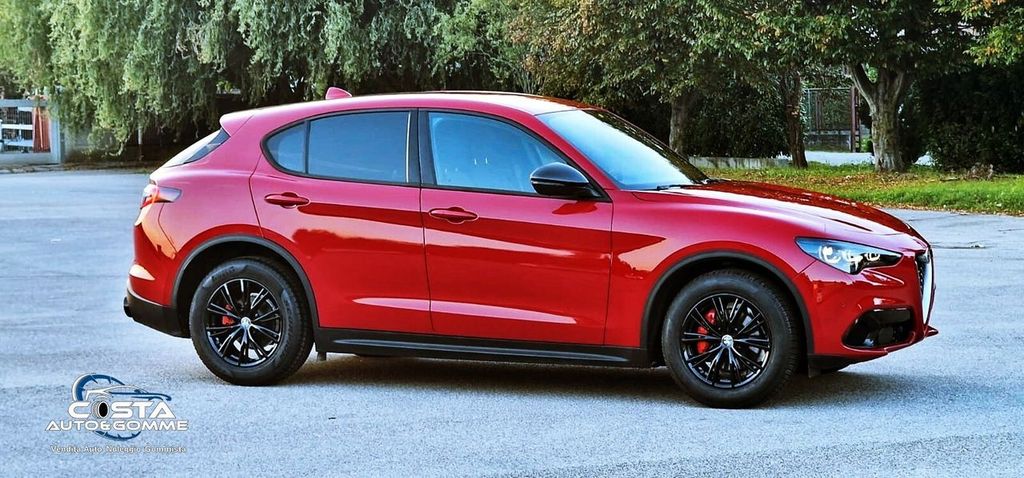 Alfa Romeo Stelvio 2023