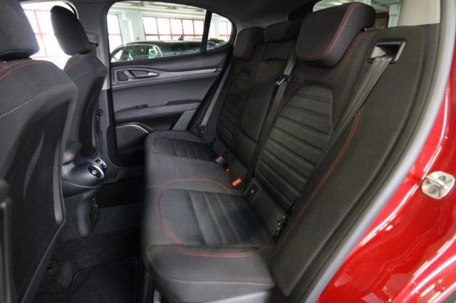 Alfa Romeo Stelvio 2021