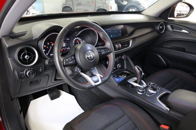 Alfa Romeo Stelvio 2021