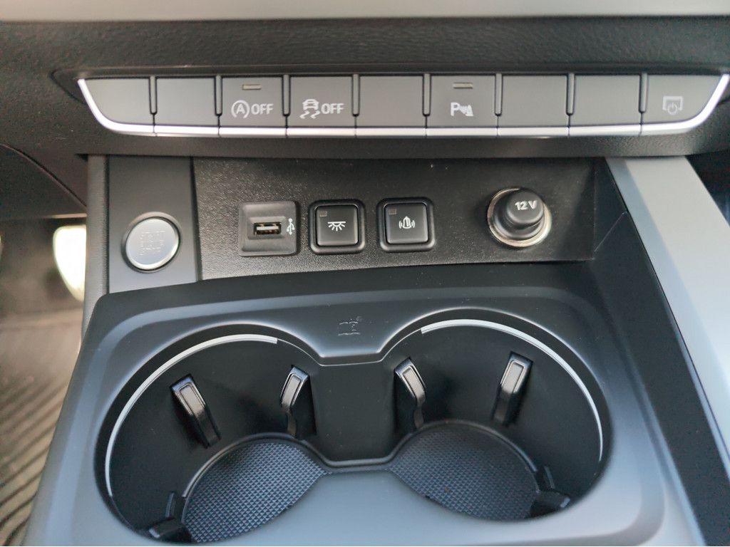Audi A4 2022