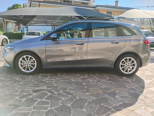 Mercedes-Benz B 180 2021