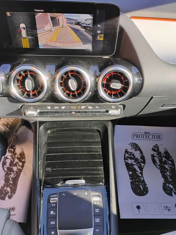 Mercedes-Benz B 180 2021