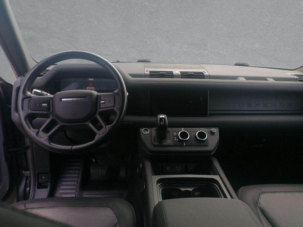 Land Rover Defender 2021