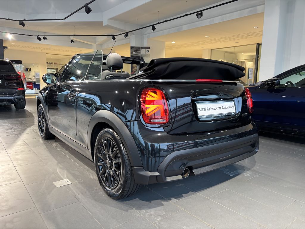 MINI Cooper Cabrio 2024