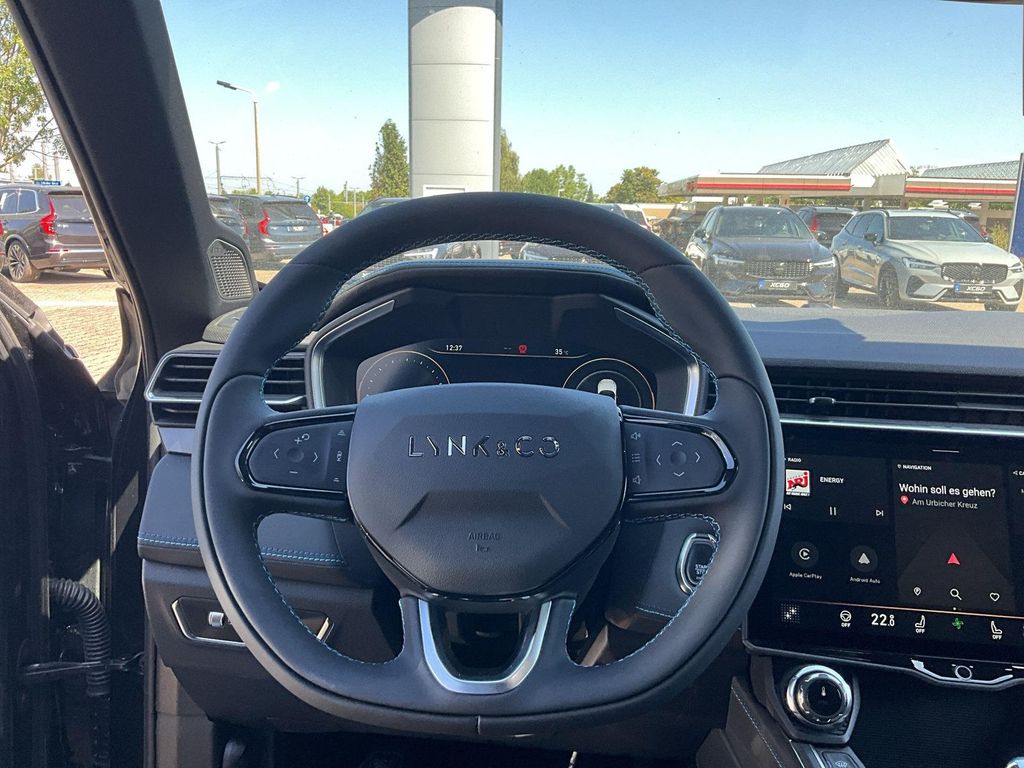 Lynk&amp;Co 01 2025