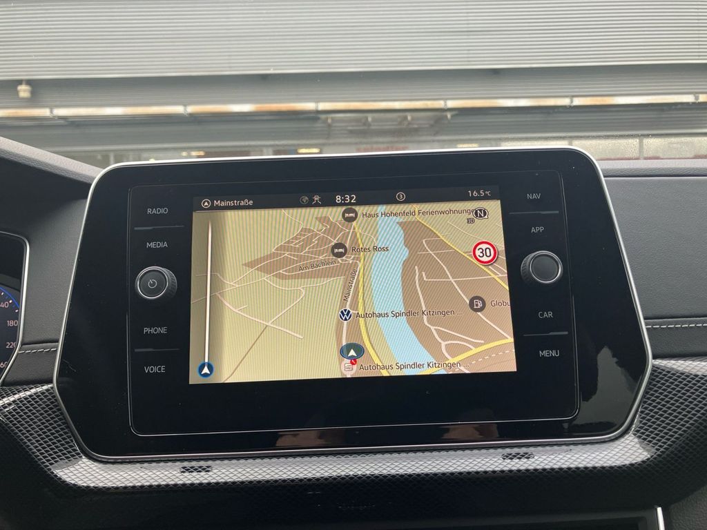 Volkswagen T-Cross 2024