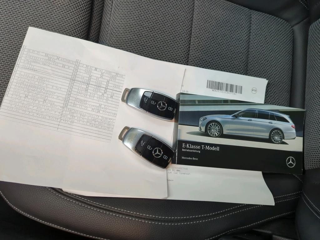 Mercedes-Benz E 300 2021