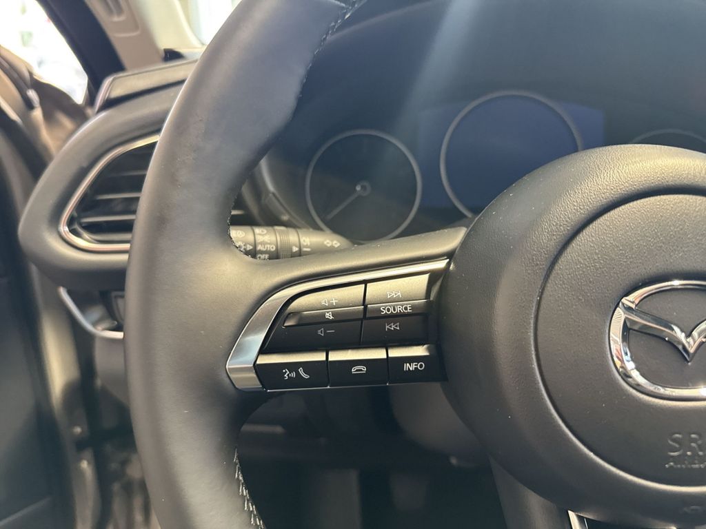 Mazda CX-30 2025