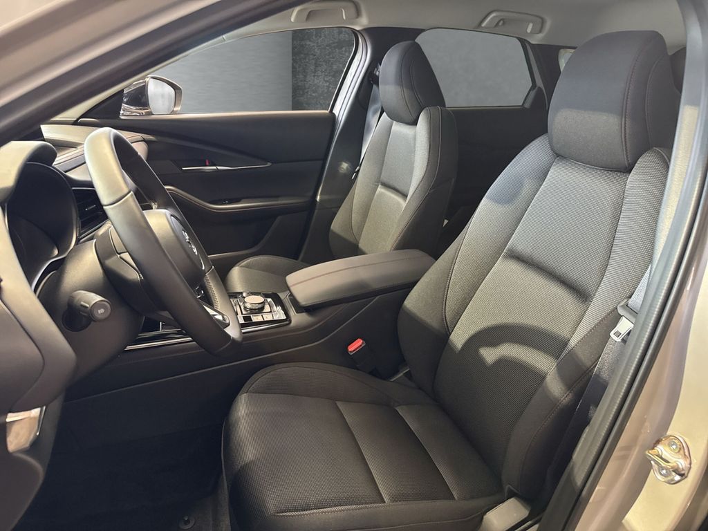 Mazda CX-30 2025