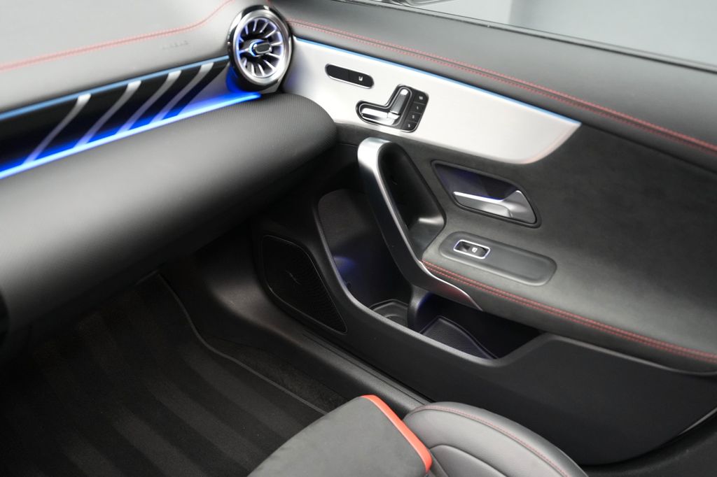 Mercedes-Benz CLA 45 AMG 2023