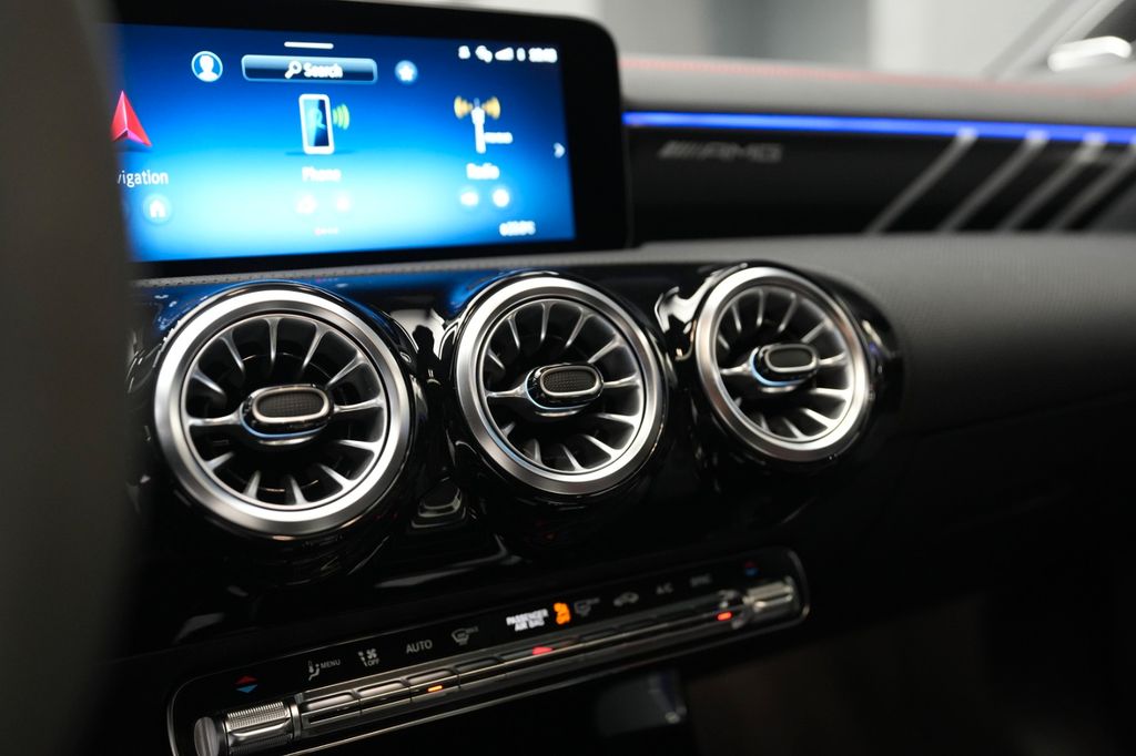 Mercedes-Benz CLA 45 AMG 2023