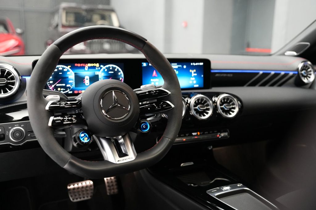 Mercedes-Benz CLA 45 AMG 2023