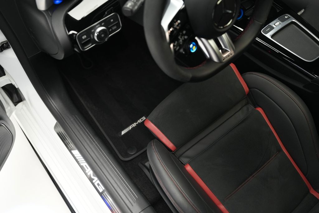 Mercedes-Benz CLA 45 AMG 2023