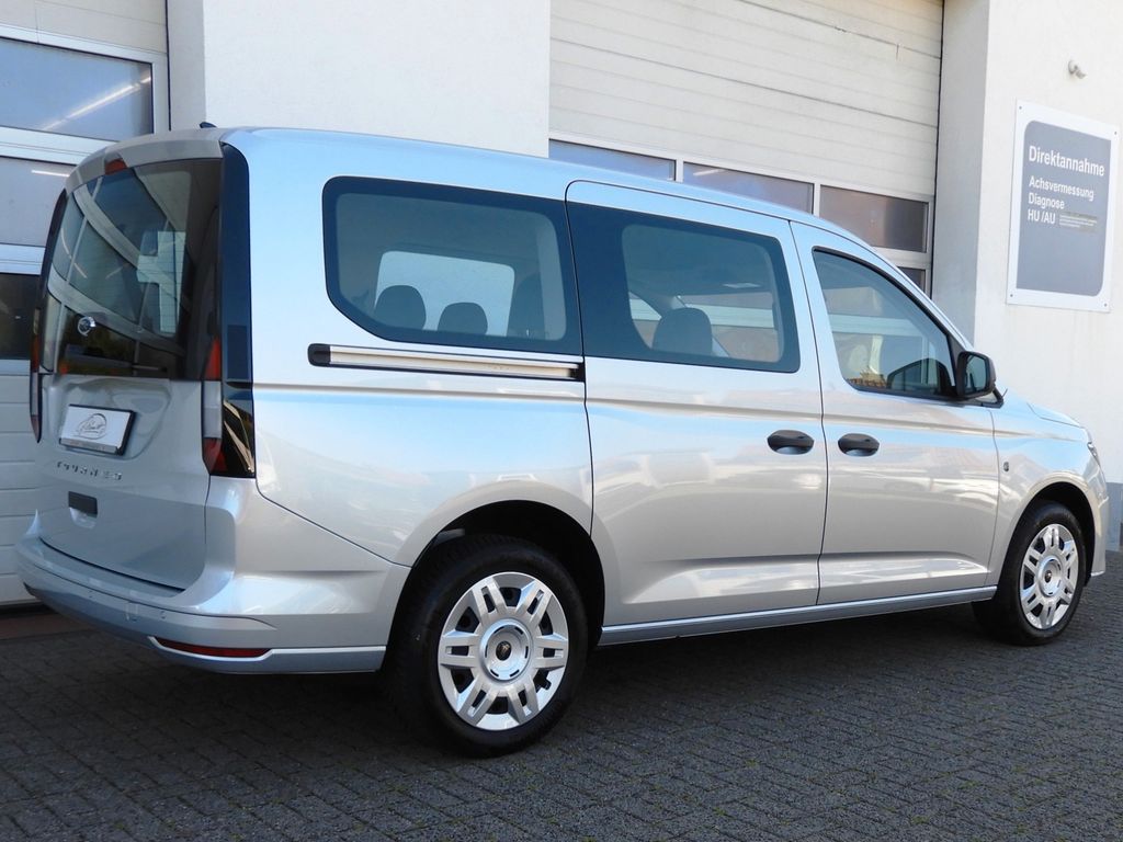 Ford Grand Tourneo 2025