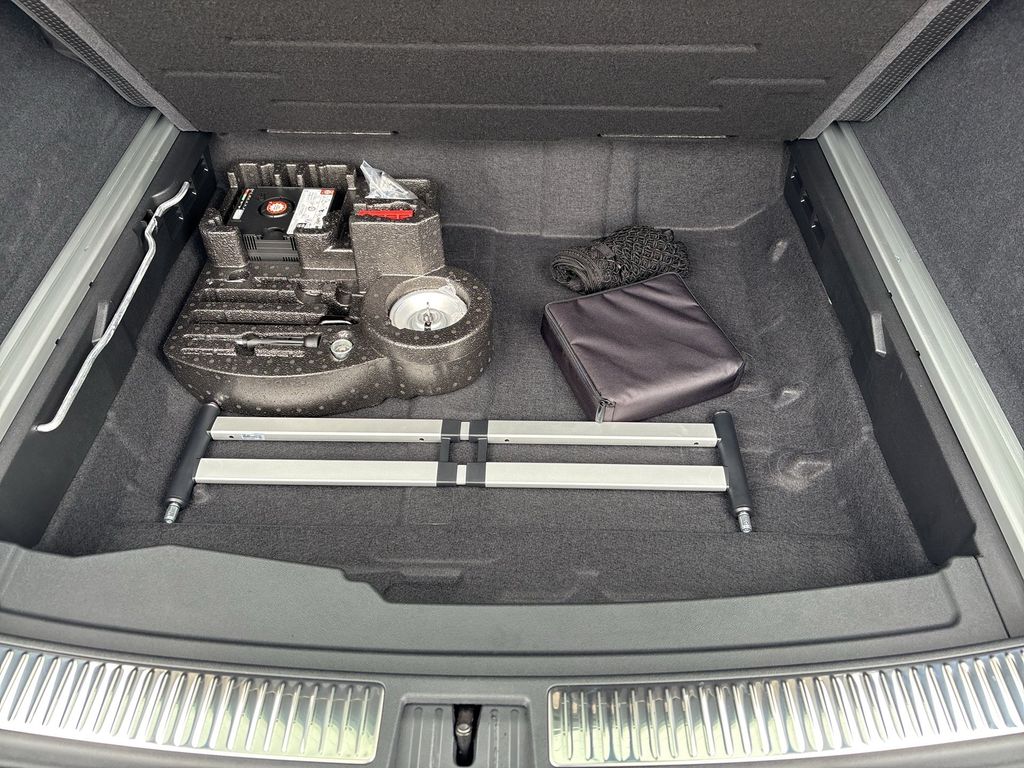 Volkswagen Touareg 2025