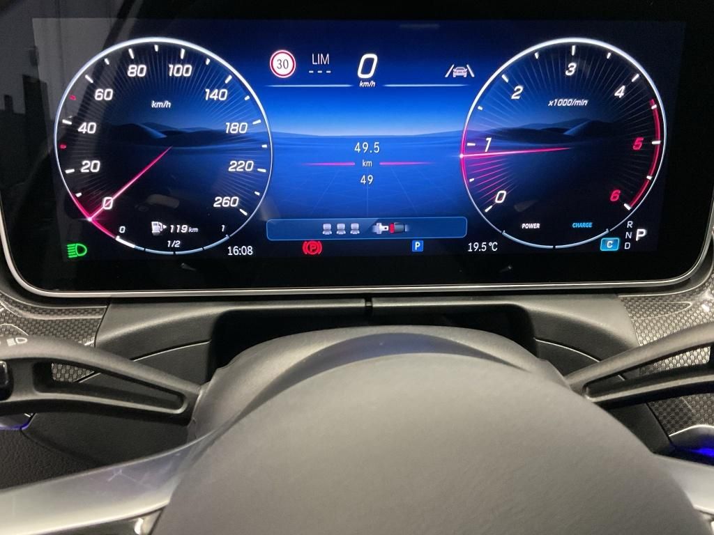 Mercedes-Benz C 220 2025