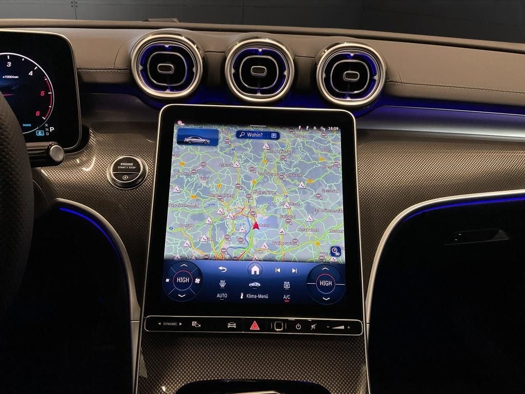 Mercedes-Benz C 220 2025