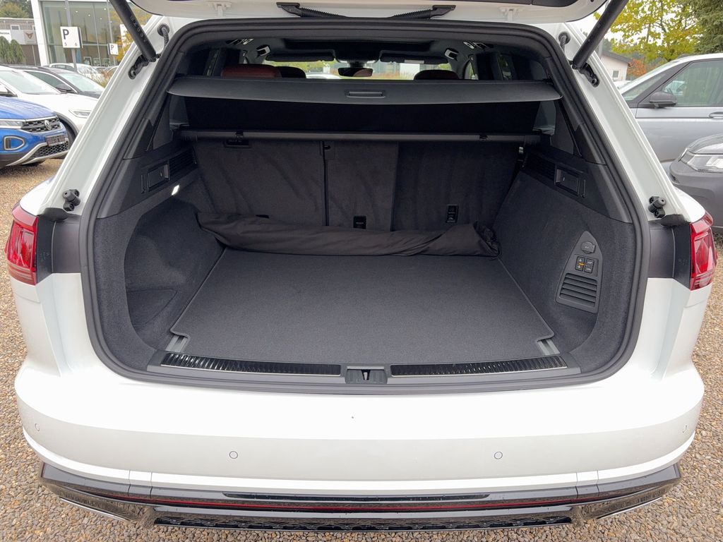 Volkswagen Touareg 2025