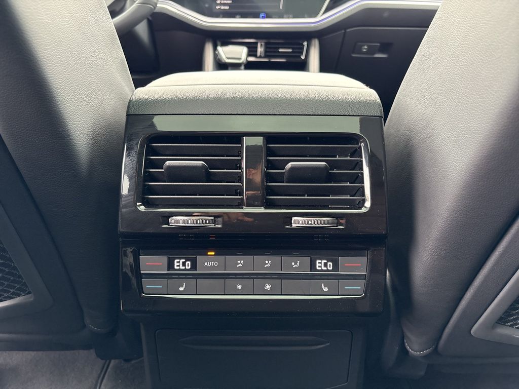 Volkswagen Touareg 2025