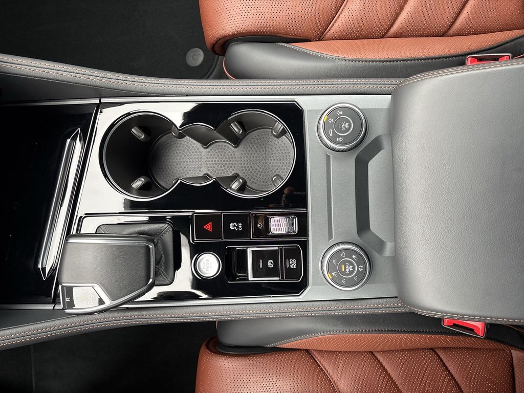 Volkswagen Touareg 2025