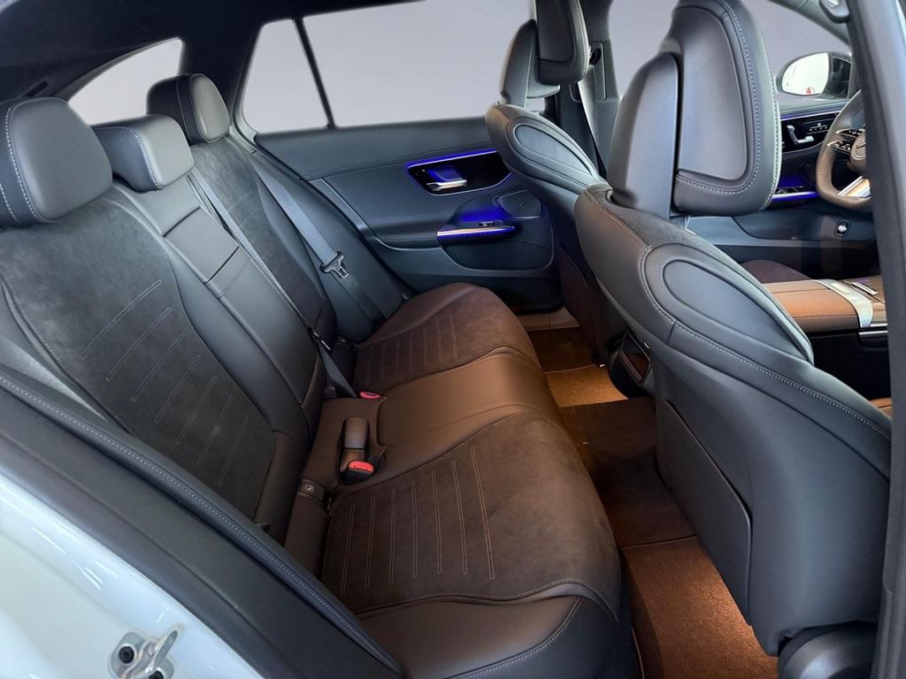 Mercedes-Benz C 220 2025