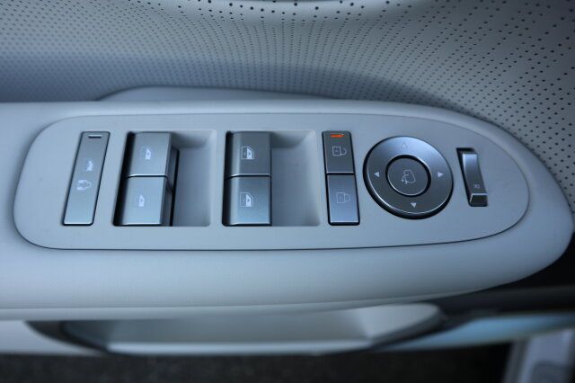 Hyundai IONIQ 9 2025