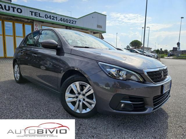 Peugeot 308 2021