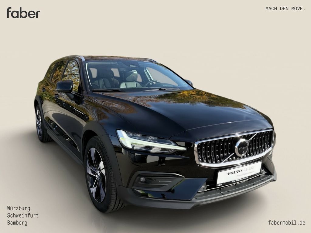 Volvo V60 Cross Country 2022