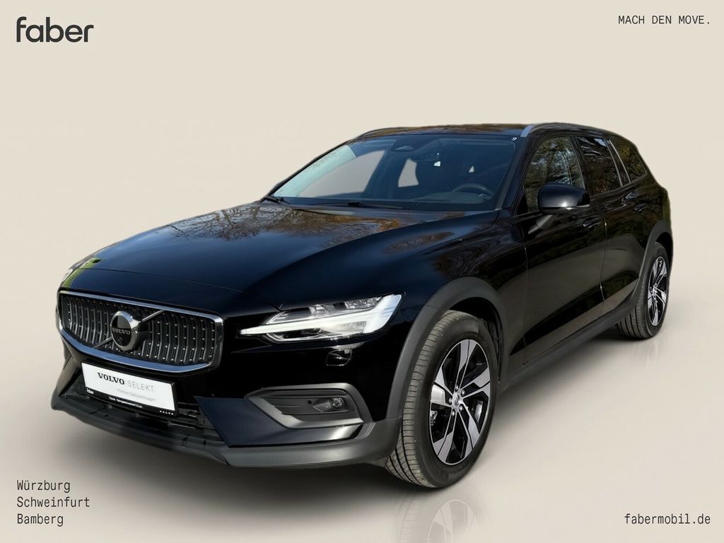 Volvo V60 Cross Country 2022