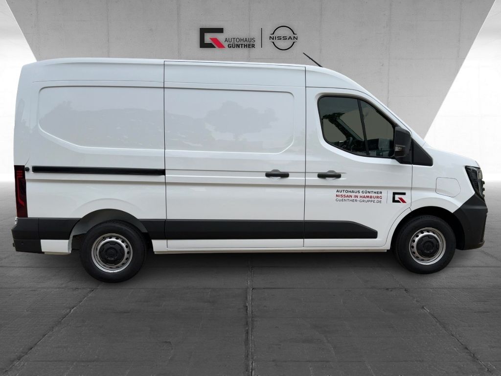 Nissan Interstar 2025