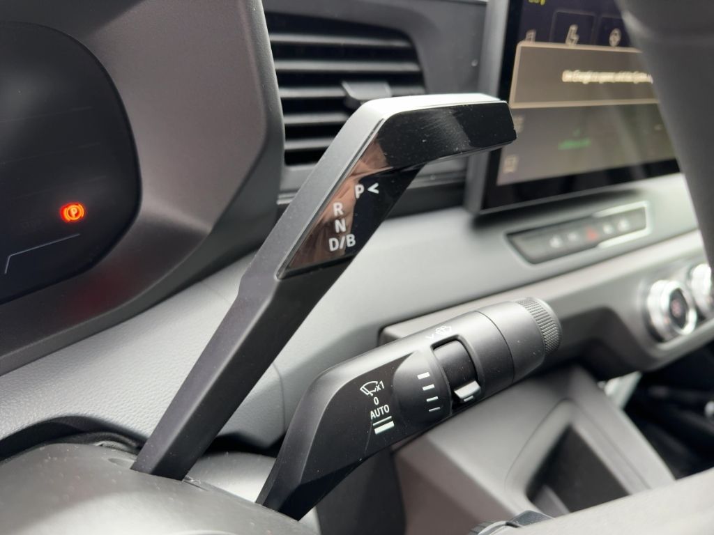 Nissan Interstar 2025