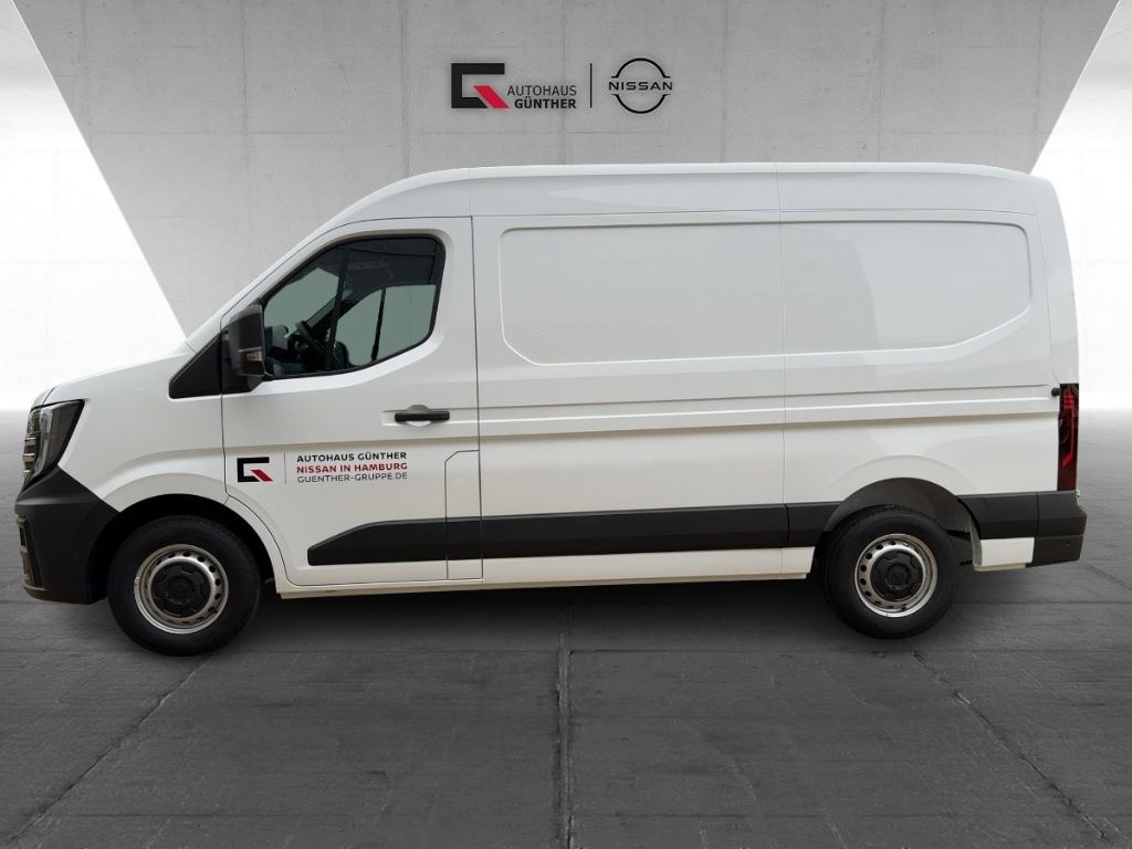 Nissan Interstar 2025