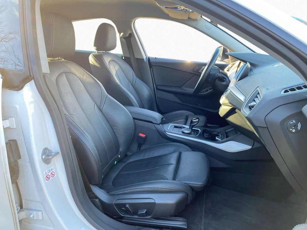 BMW 218 Gran Coupé 2024