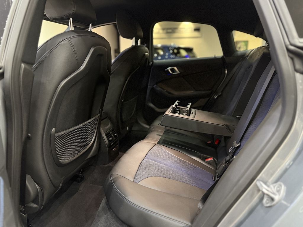 BMW 218 Gran Coupé 2024