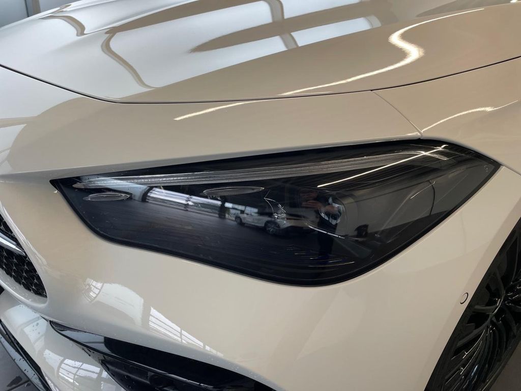 Mercedes-Benz CLE 200 2025