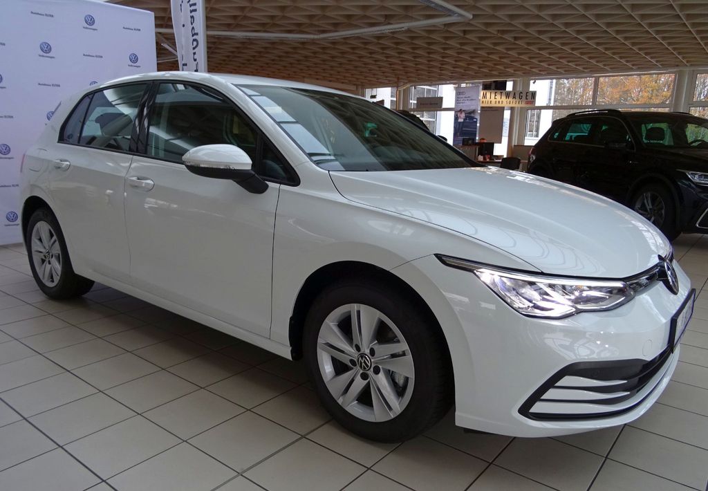 Volkswagen Golf 2024