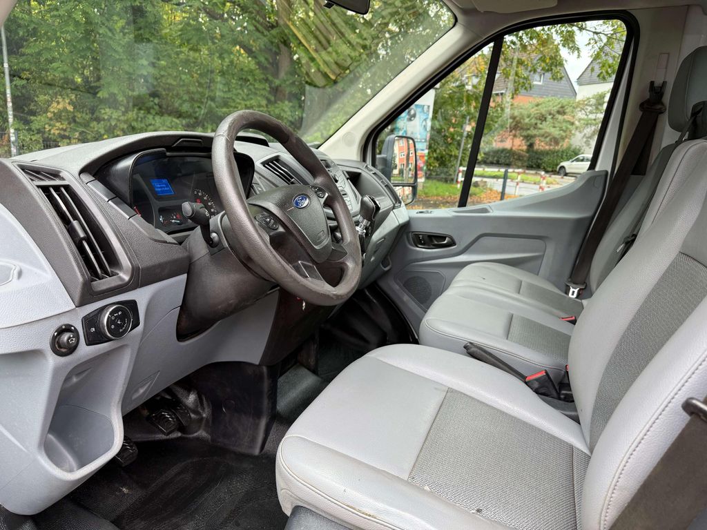 Ford Transit 2019