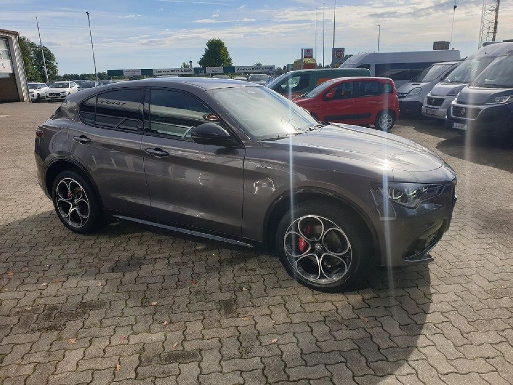 Alfa Romeo Stelvio 2024