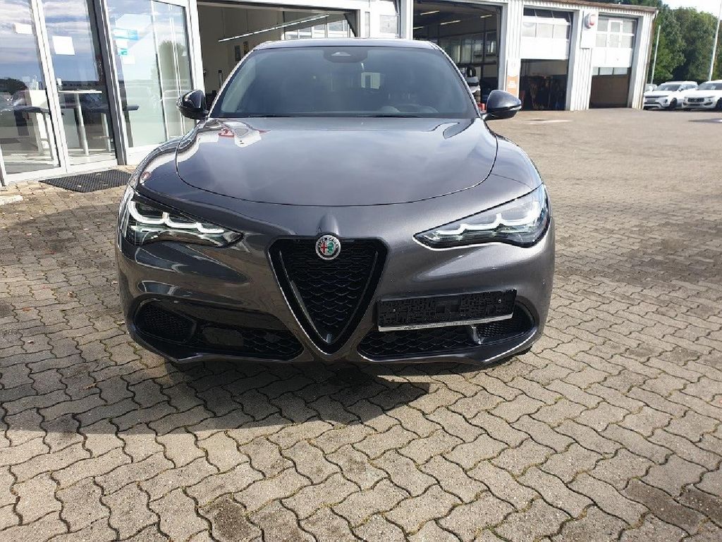 Alfa Romeo Stelvio 2024